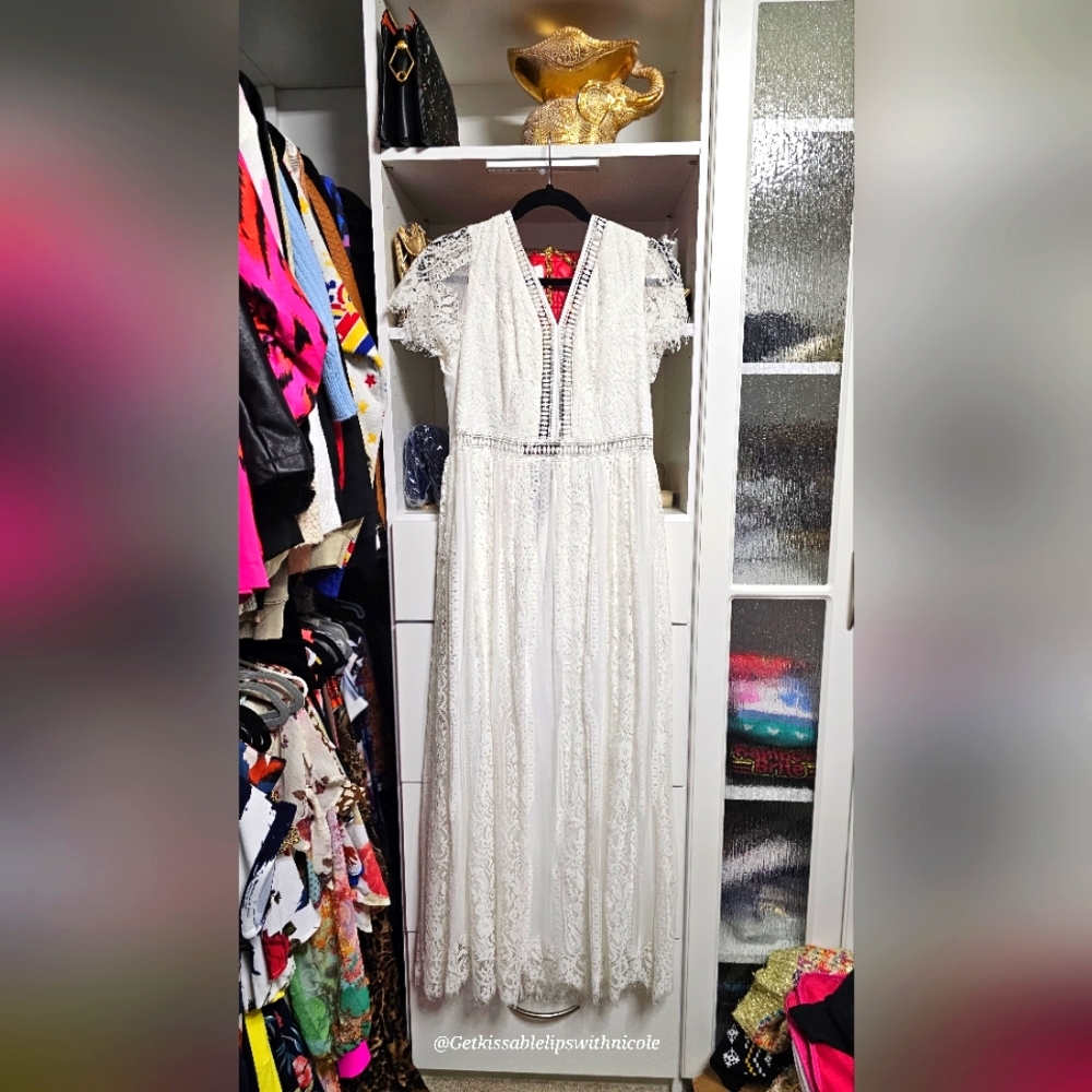 White lace dress